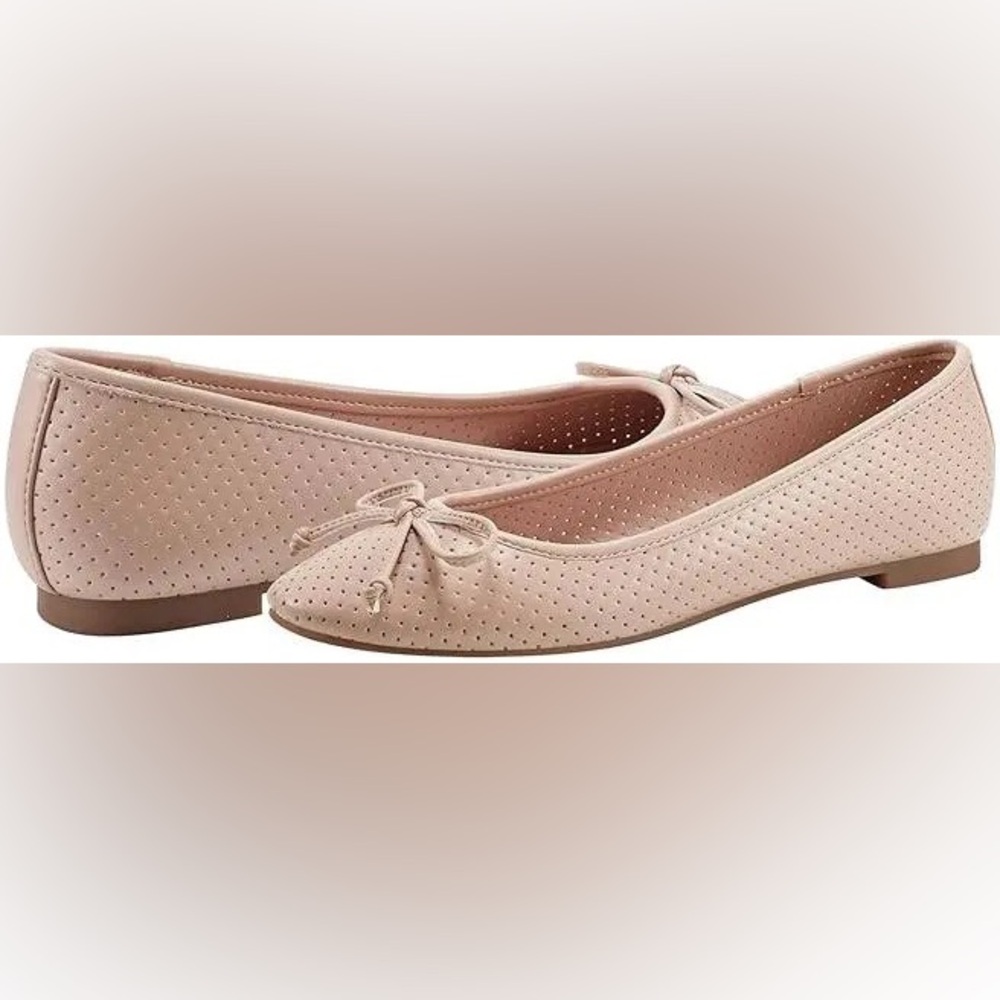 BANDOLINO
Woven Look Paprika Flats With Bow Accent